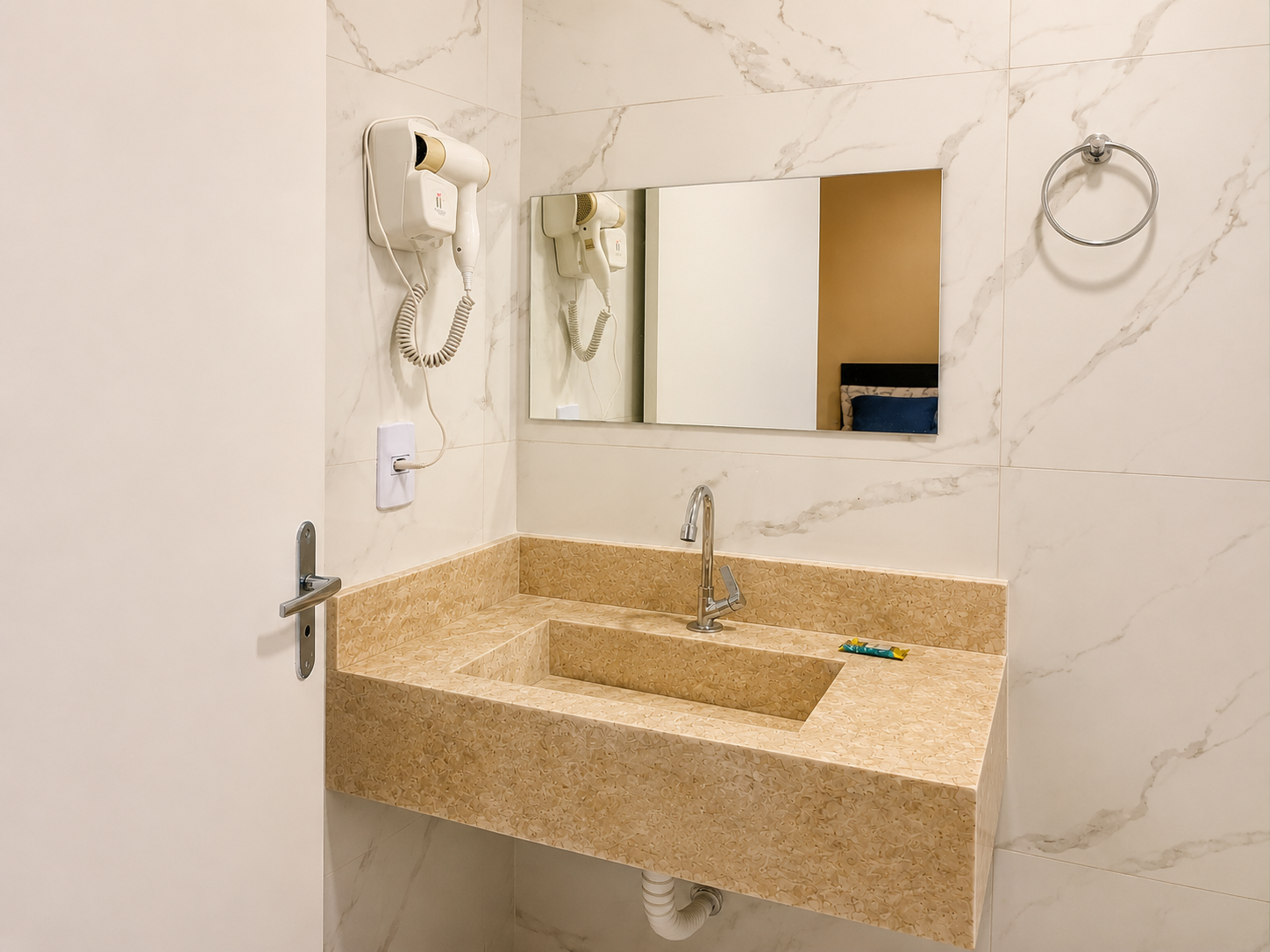 Quarto Quádruplo 3